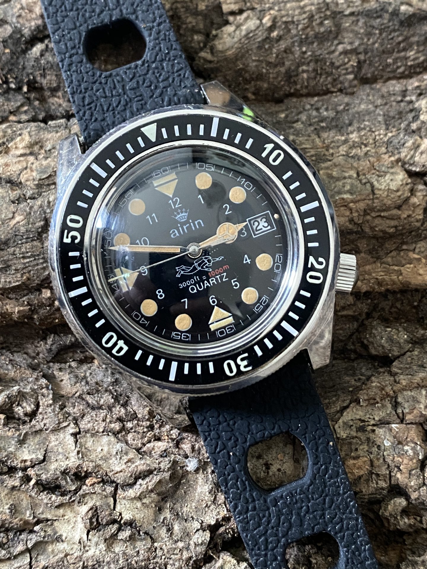 montre Airin plongeur 1000 m