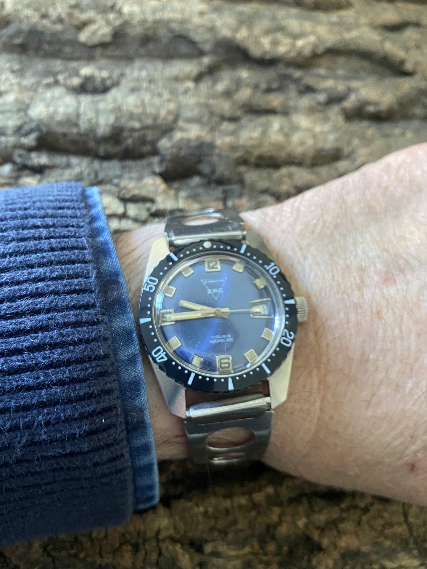 Zrc Comos Sub – Image 9