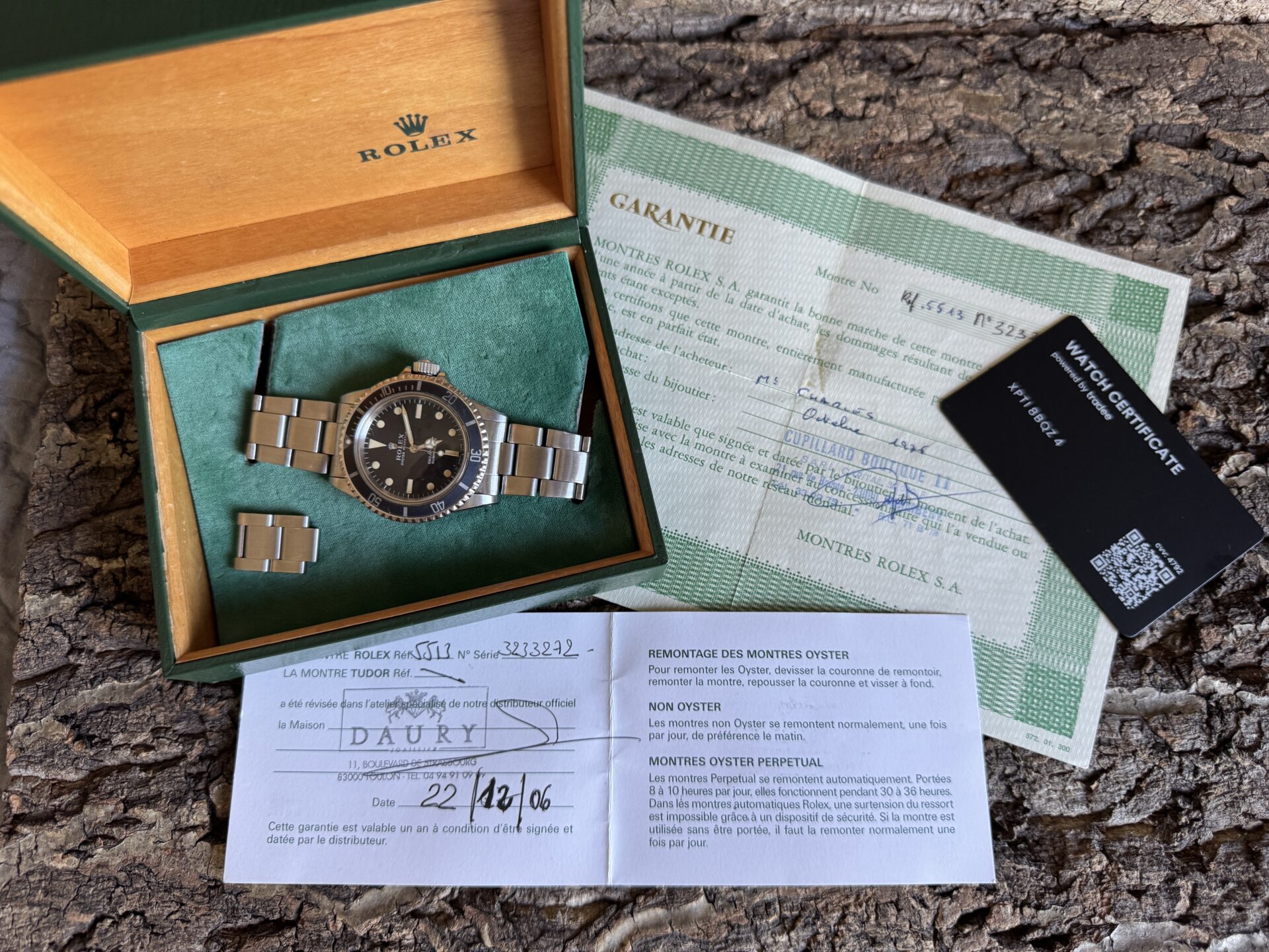 Rolex Submariner 5513 cadran mat serif de 1973 boite papiers – Image 17