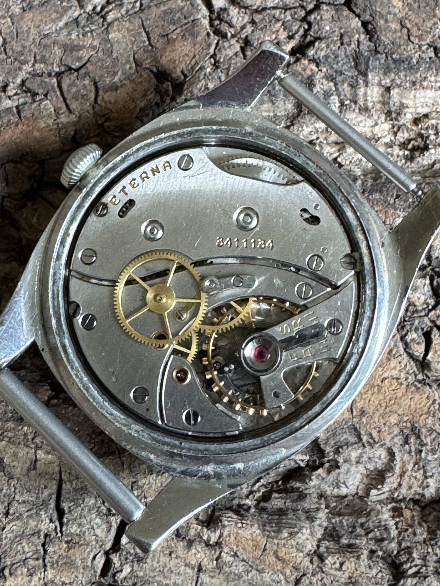 Eterna Majetek Vintage