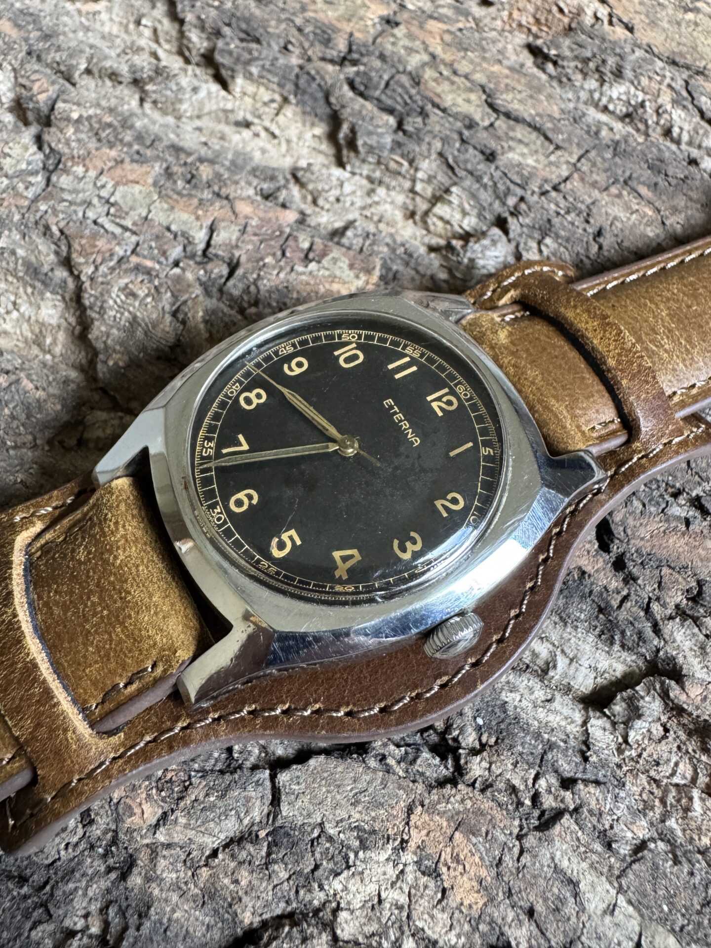 Eterna Majetek Vintage